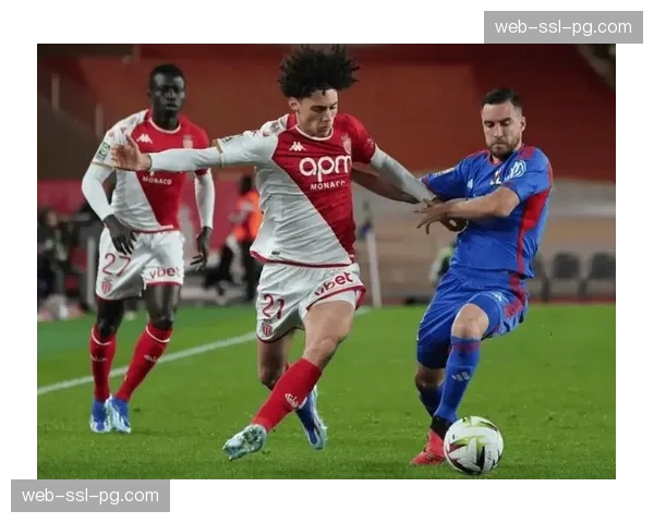 数据分析:斯特拉斯堡成为本月法甲使用长传次数最少的球队 数据分析:斯特拉斯堡成为本月法甲使用长传次数最少的球队