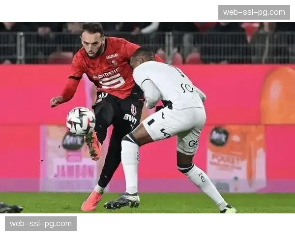 马赛1-2不敌里昂,主帅赛后坦言球队缺乏连贯性 马赛1-2不敌里昂,主帅赛后坦言球队缺乏连贯性