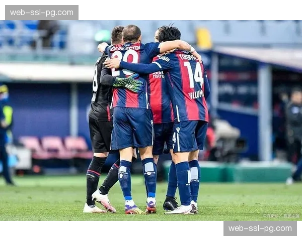 战术前瞻:解析皇家社会如何用高位逼抢应对毕尔巴鄂的边路冲击 战术前瞻:解析皇家社会如何用高位逼抢应对毕尔巴鄂的边路冲击